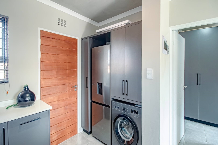 2 Bedroom Property for Sale in Montana Gauteng