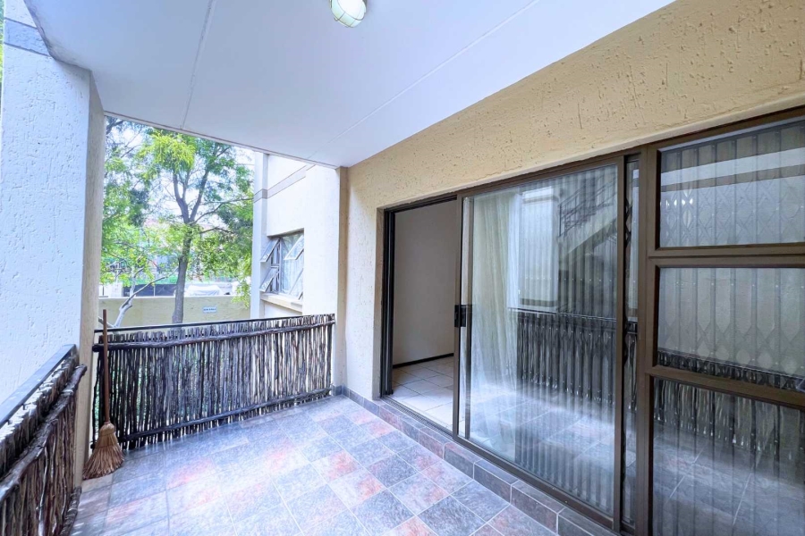 2 Bedroom Property for Sale in Lonehill Gauteng