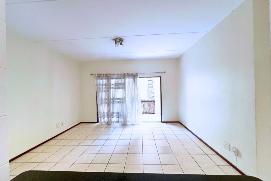 2 Bedroom Property for Sale in Lonehill Gauteng