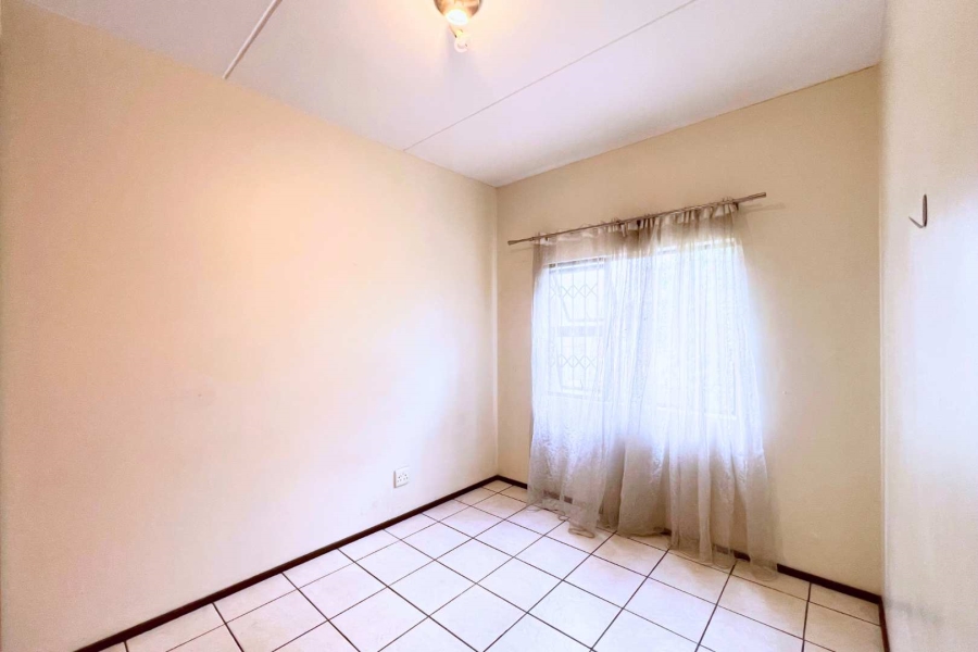 2 Bedroom Property for Sale in Lonehill Gauteng