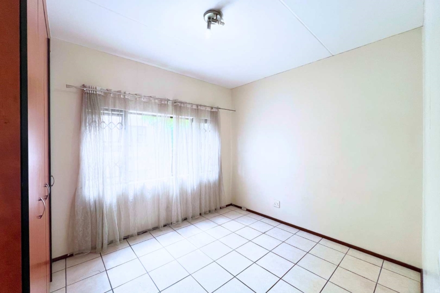 2 Bedroom Property for Sale in Lonehill Gauteng