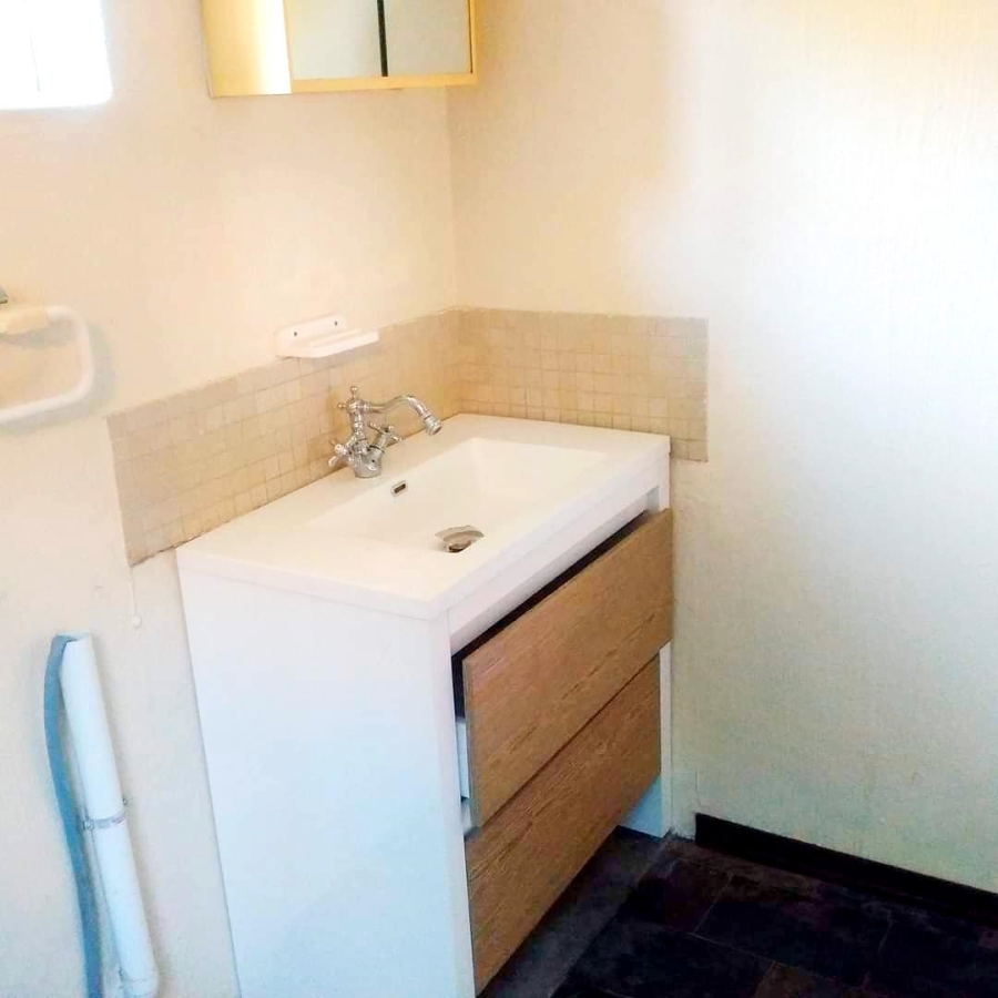 2 Bedroom Property for Sale in Glen Austin AH Gauteng