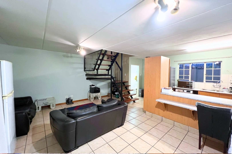 3 Bedroom Property for Sale in Annlin Gauteng