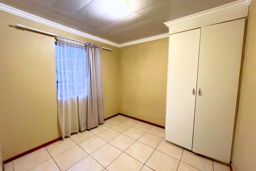 3 Bedroom Property for Sale in Annlin Gauteng