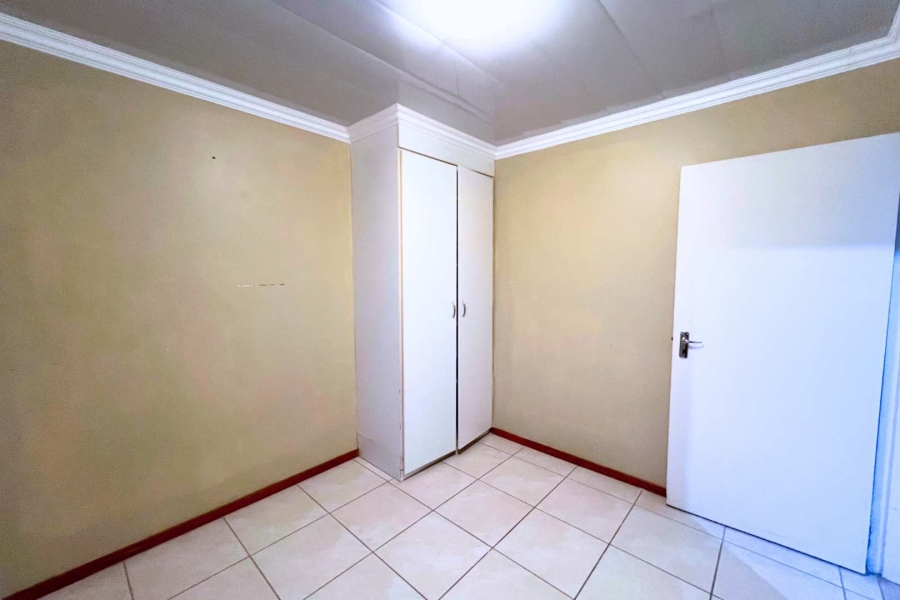 3 Bedroom Property for Sale in Annlin Gauteng