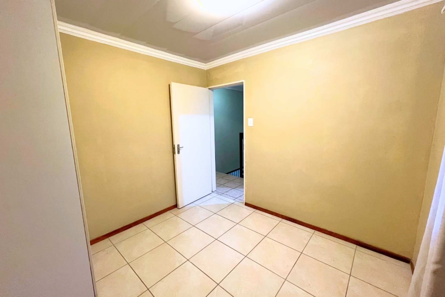 3 Bedroom Property for Sale in Annlin Gauteng