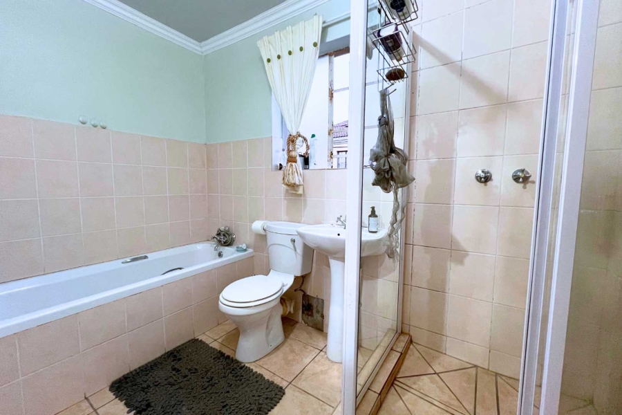 3 Bedroom Property for Sale in Annlin Gauteng