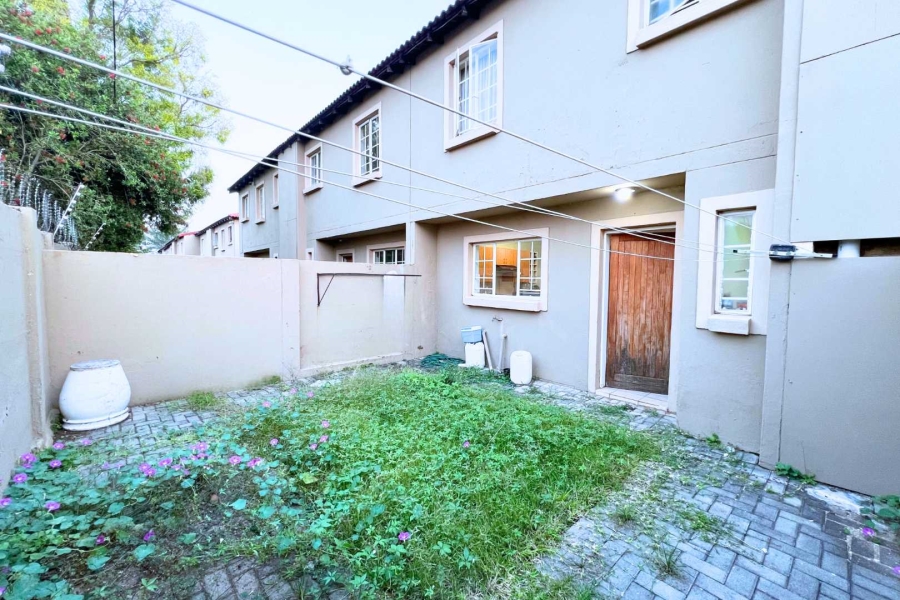 3 Bedroom Property for Sale in Annlin Gauteng