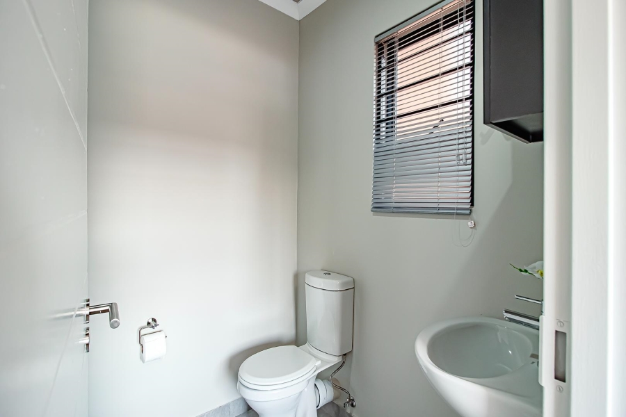 2 Bedroom Property for Sale in Sinoville Gauteng