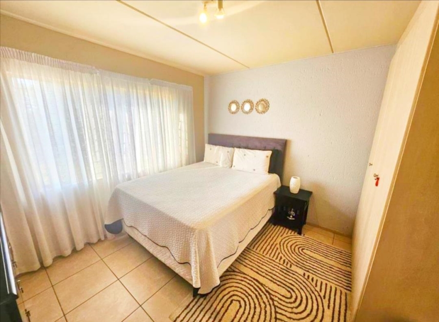 2 Bedroom Property for Sale in Klippoortje Gauteng