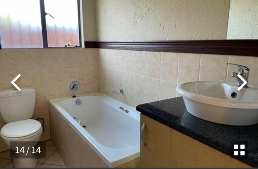 2 Bedroom Property for Sale in Theresa Park Gauteng