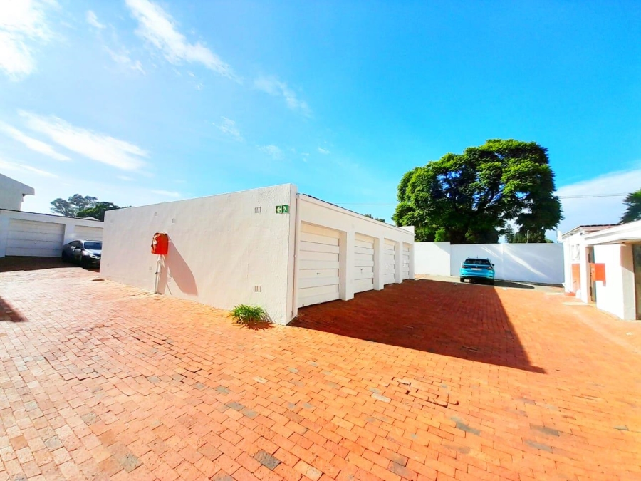 2 Bedroom Property for Sale in Wendywood Gauteng