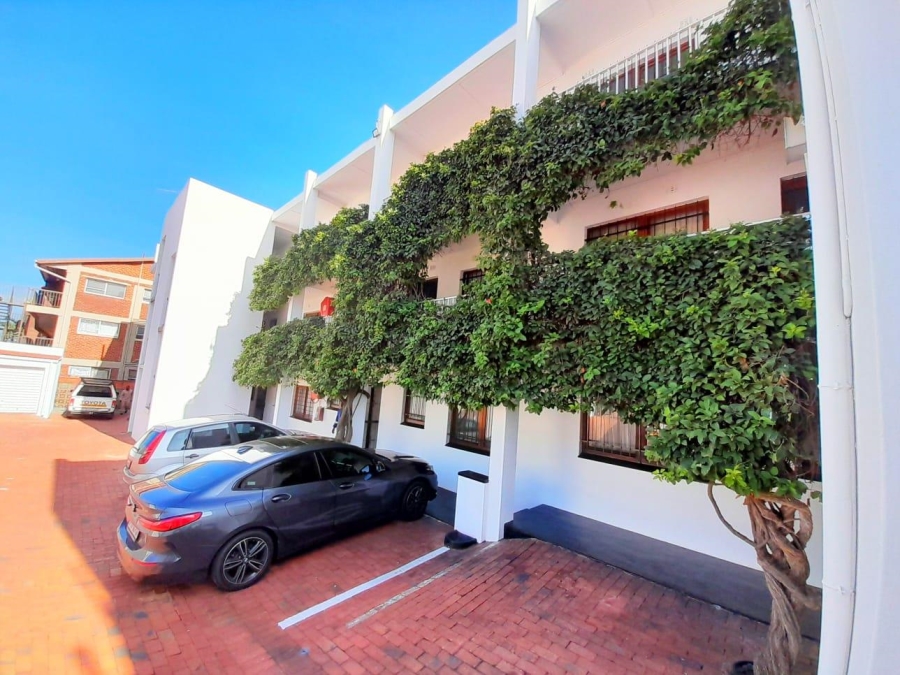 2 Bedroom Property for Sale in Wendywood Gauteng