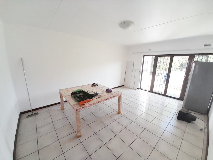 2 Bedroom Property for Sale in Wendywood Gauteng