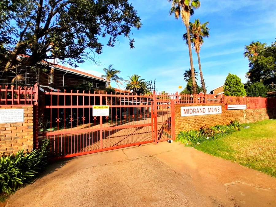 3 Bedroom Property for Sale in Clayville East Gauteng