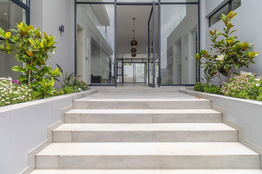 To Let 5 Bedroom Property for Rent in Waterfall Country Estate Gauteng