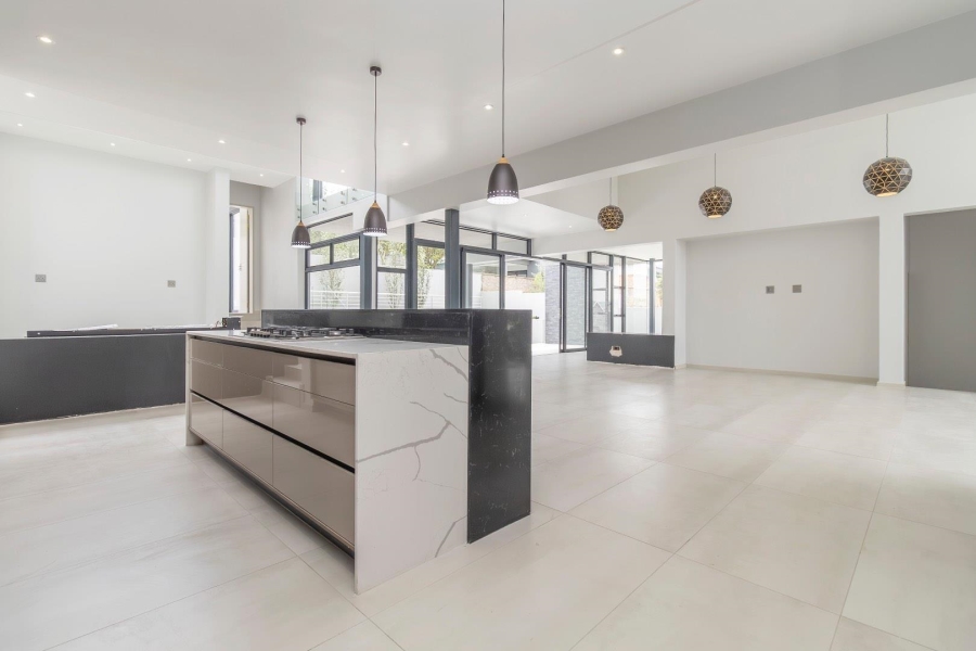 To Let 5 Bedroom Property for Rent in Waterfall Country Estate Gauteng