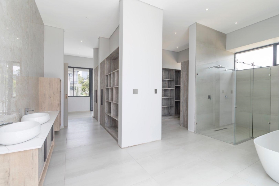 To Let 5 Bedroom Property for Rent in Waterfall Country Estate Gauteng