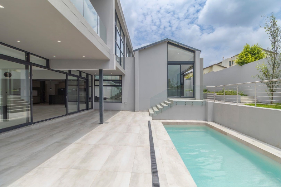 To Let 5 Bedroom Property for Rent in Waterfall Country Estate Gauteng