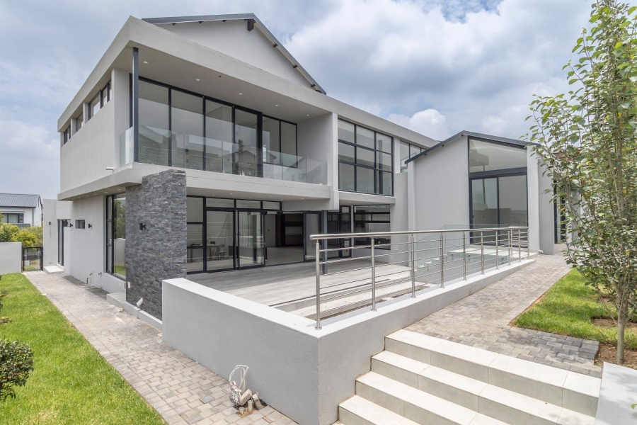 To Let 5 Bedroom Property for Rent in Waterfall Country Estate Gauteng