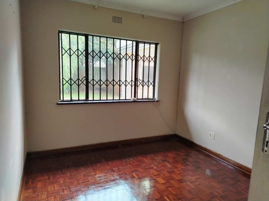 To Let 3 Bedroom Property for Rent in Kibler Park Gauteng