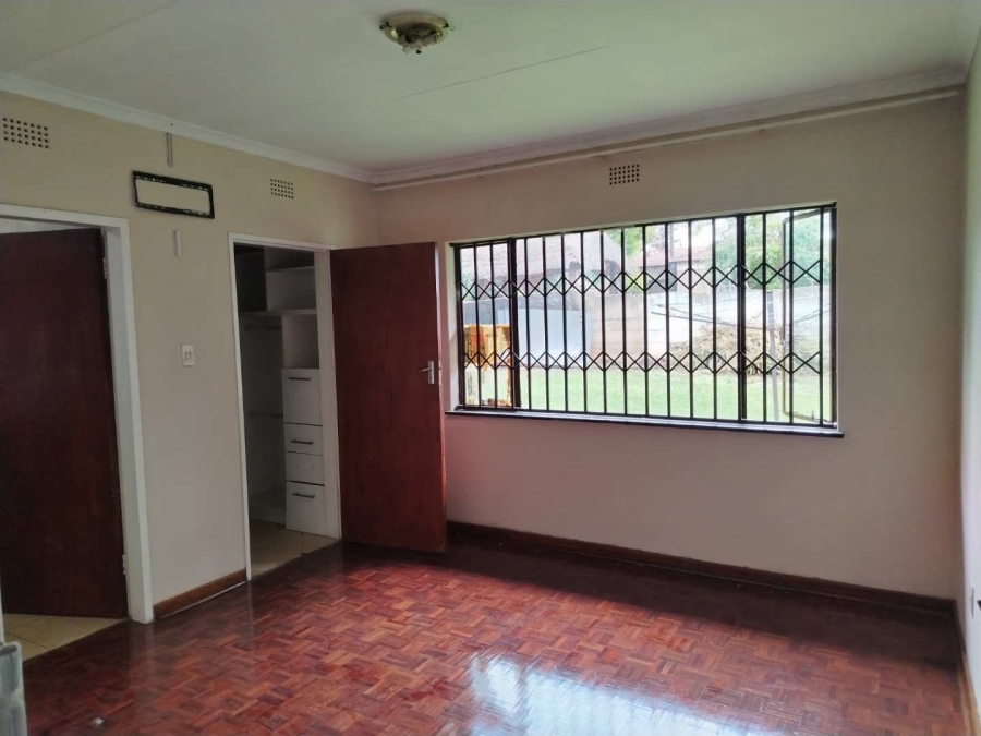 To Let 3 Bedroom Property for Rent in Kibler Park Gauteng