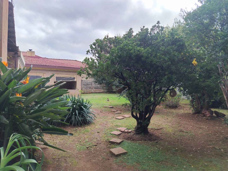To Let 3 Bedroom Property for Rent in Kibler Park Gauteng