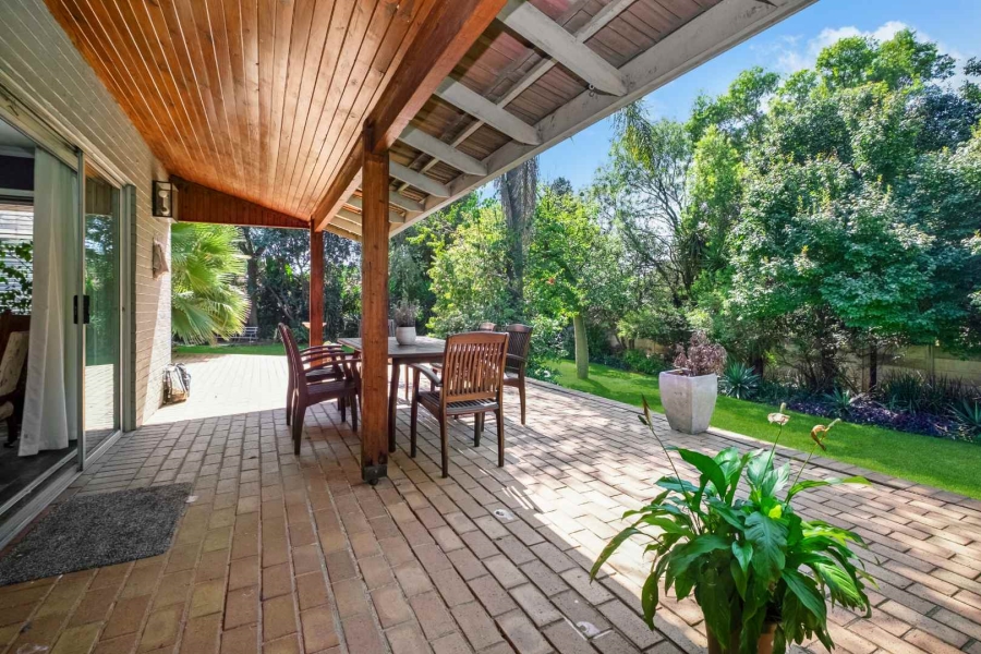 6 Bedroom Property for Sale in Bryanston Gauteng