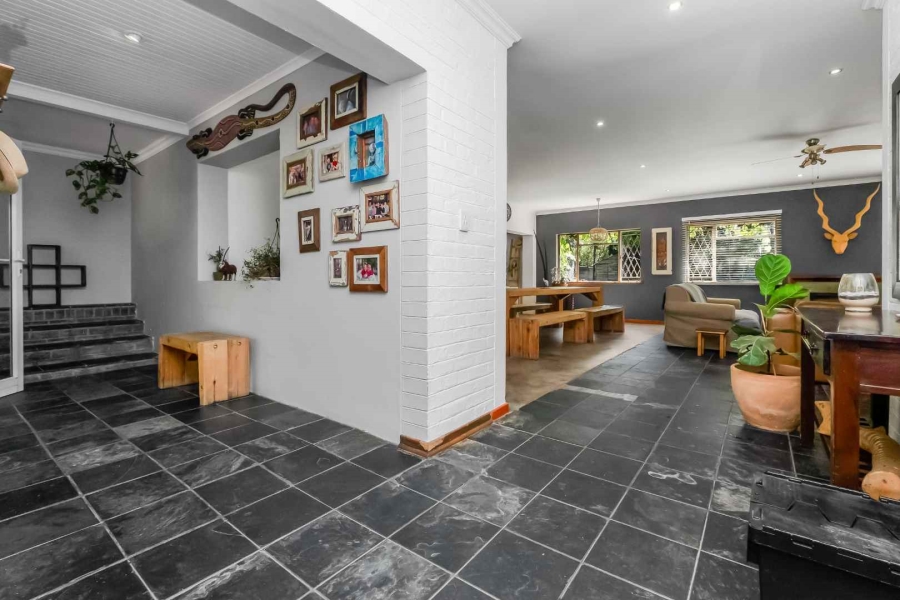 6 Bedroom Property for Sale in Bryanston Gauteng