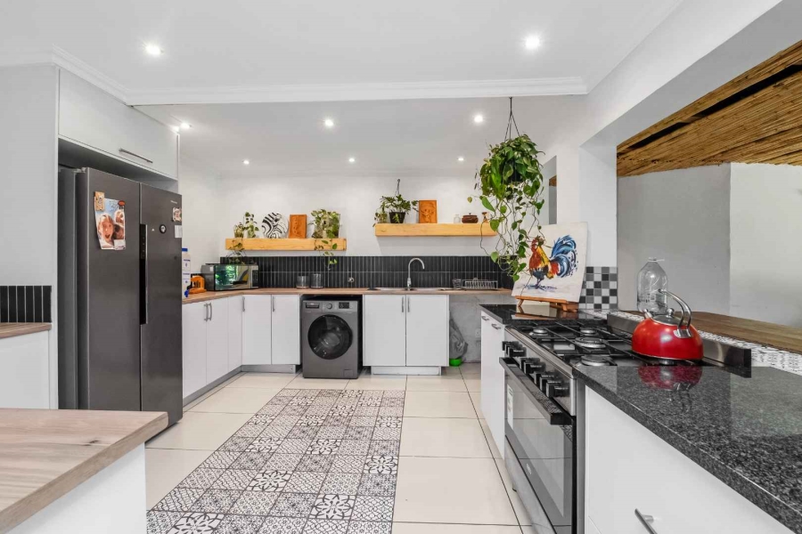 6 Bedroom Property for Sale in Bryanston Gauteng