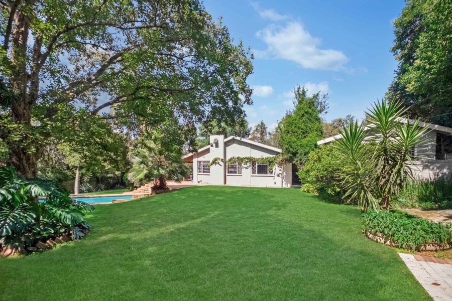 6 Bedroom Property for Sale in Bryanston Gauteng