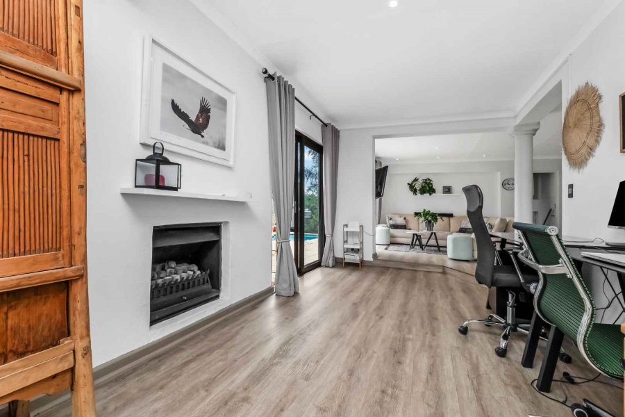 2 Bedroom Property for Sale in Lonehill Gauteng