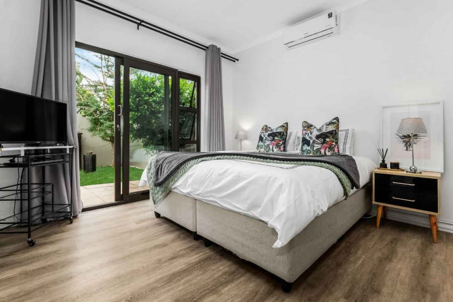 2 Bedroom Property for Sale in Lonehill Gauteng