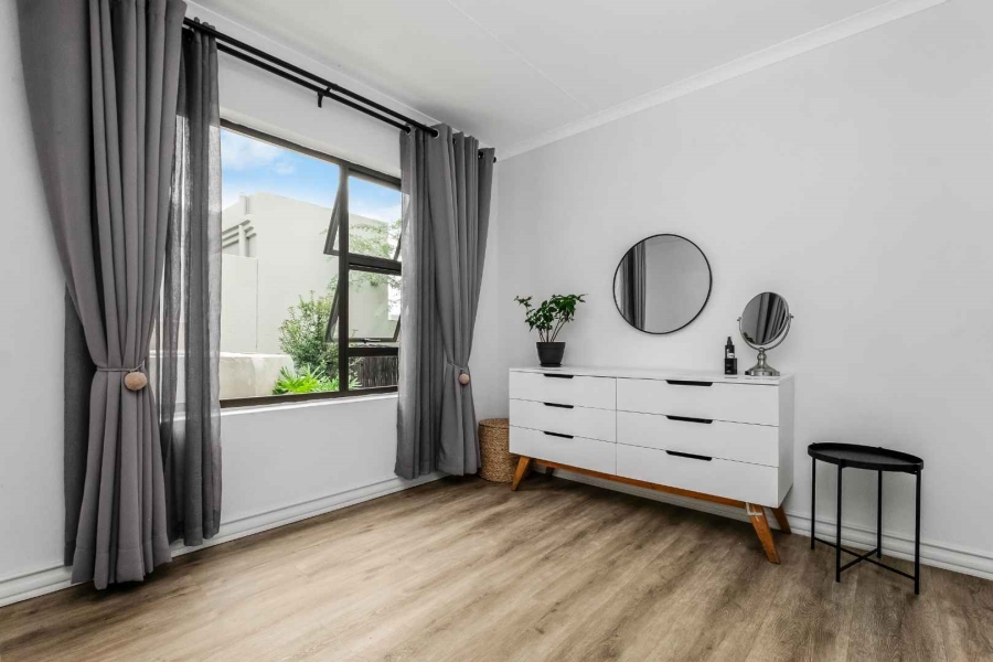 2 Bedroom Property for Sale in Lonehill Gauteng