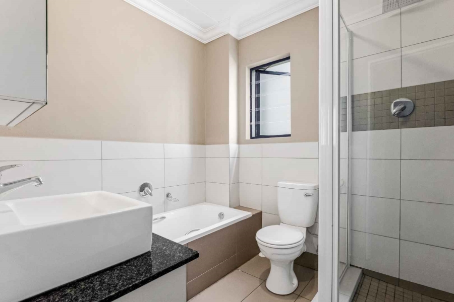 2 Bedroom Property for Sale in Broadacres Gauteng
