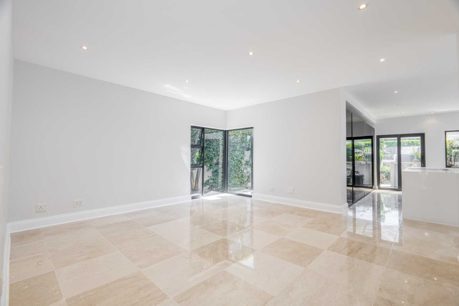 4 Bedroom Property for Sale in Dainfern Golf Estate Gauteng