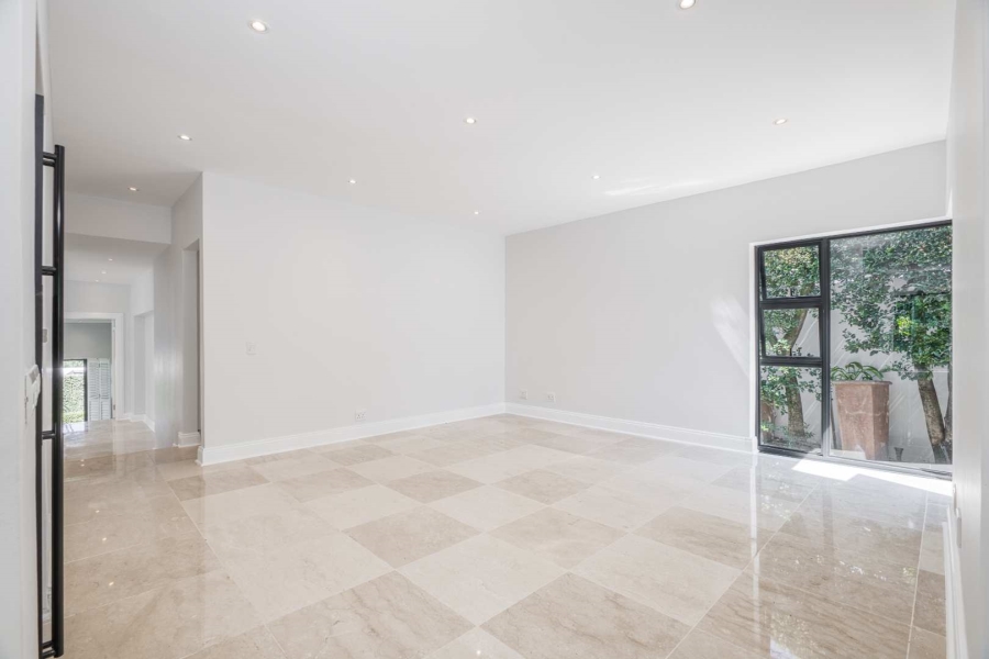 4 Bedroom Property for Sale in Dainfern Golf Estate Gauteng