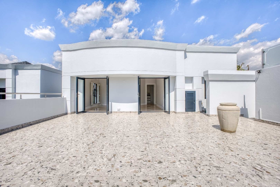 4 Bedroom Property for Sale in Dainfern Golf Estate Gauteng