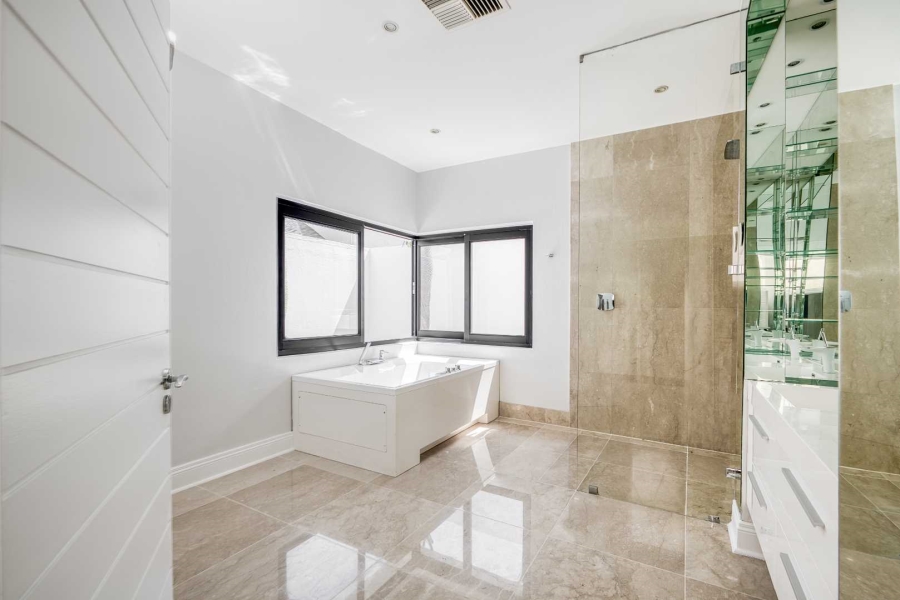 4 Bedroom Property for Sale in Dainfern Golf Estate Gauteng