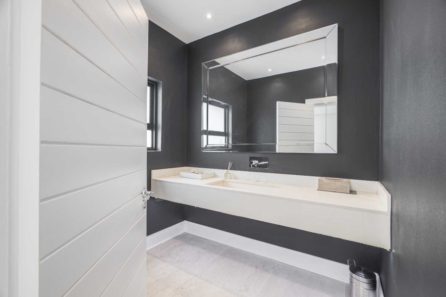 4 Bedroom Property for Sale in Dainfern Golf Estate Gauteng