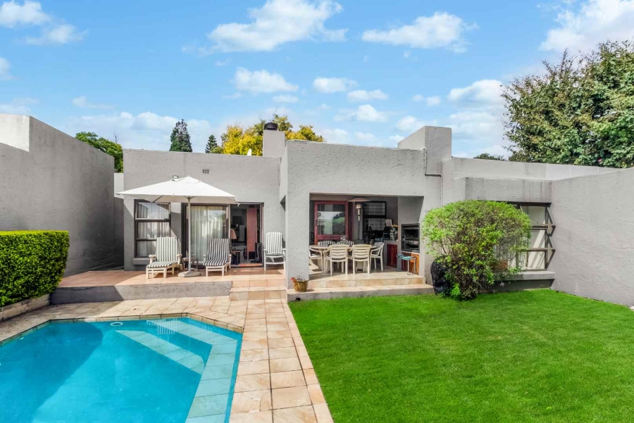 To Let 3 Bedroom Property for Rent in Fourways Gardens Gauteng