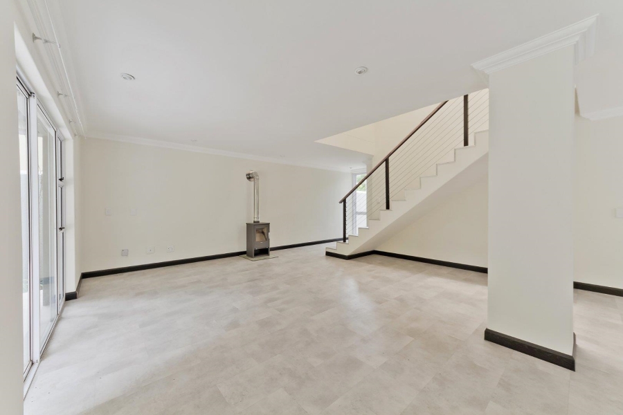 To Let 3 Bedroom Property for Rent in Dainfern Golf Estate Gauteng