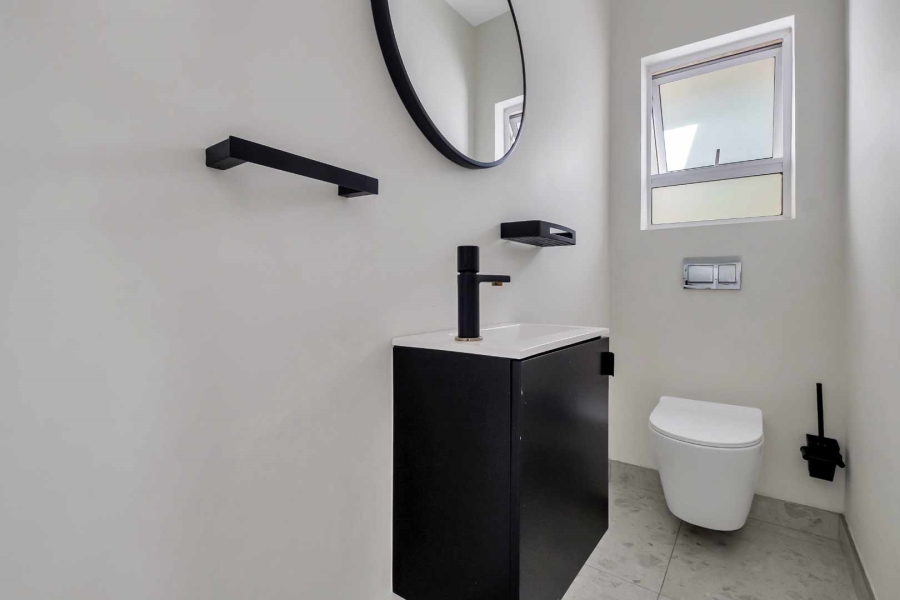 To Let 4 Bedroom Property for Rent in Dainfern Golf Estate Gauteng