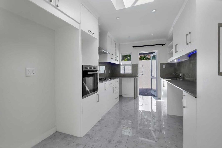 To Let 4 Bedroom Property for Rent in Dainfern Golf Estate Gauteng