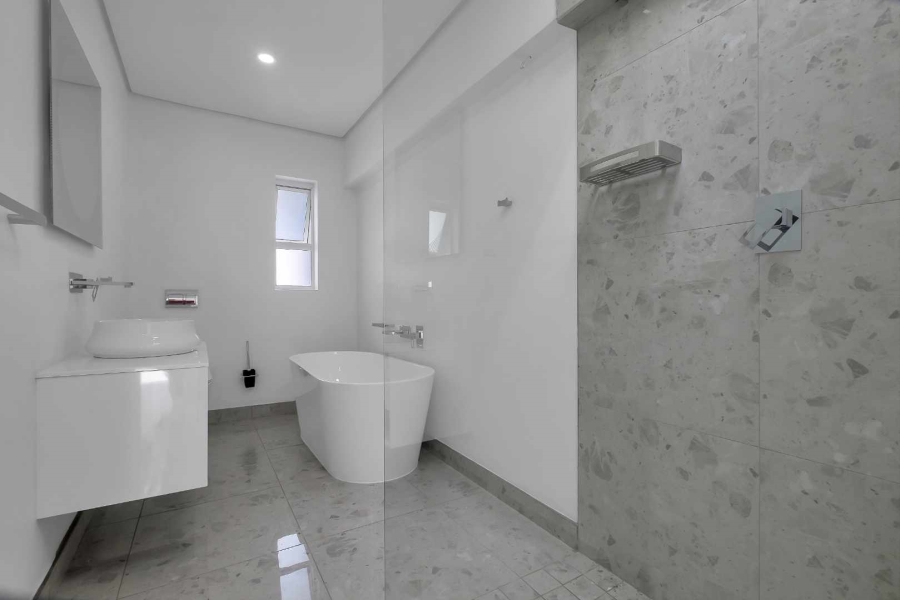 To Let 4 Bedroom Property for Rent in Dainfern Golf Estate Gauteng