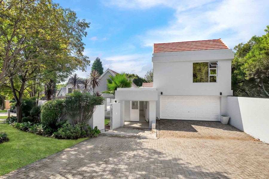 To Let 4 Bedroom Property for Rent in Dainfern Golf Estate Gauteng