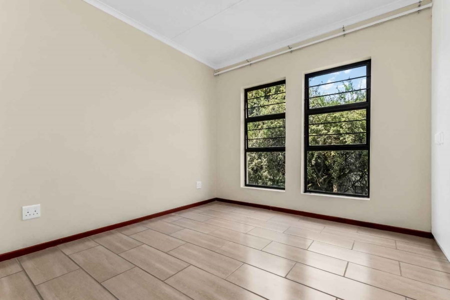 2 Bedroom Property for Sale in Paulshof Gauteng