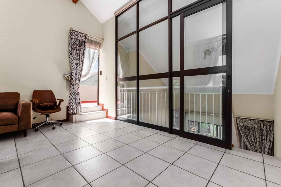 2 Bedroom Property for Sale in Paulshof Gauteng