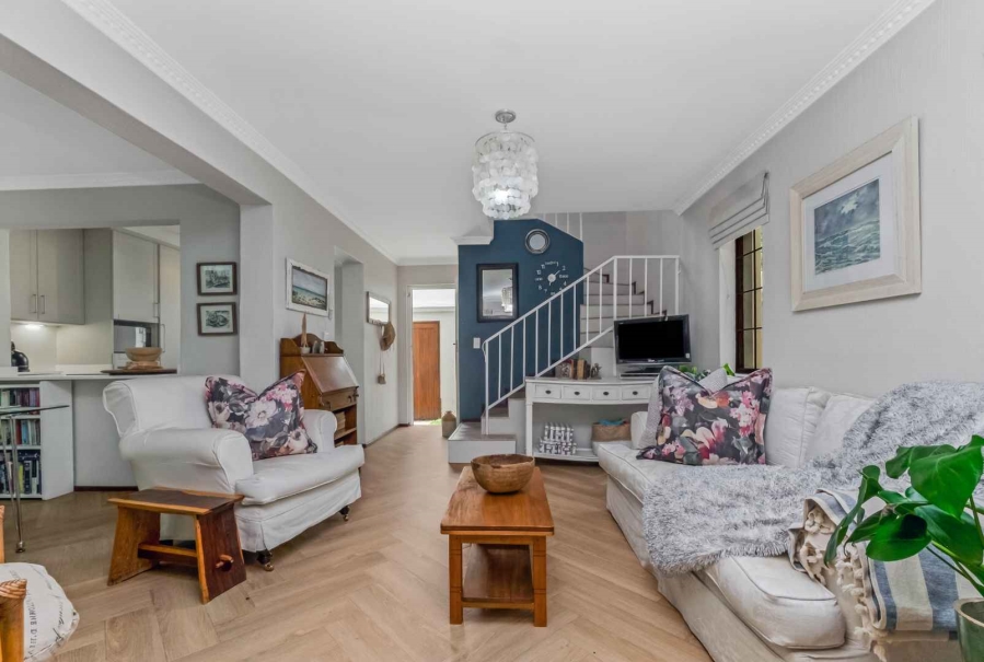 2 Bedroom Property for Sale in Lonehill Gauteng