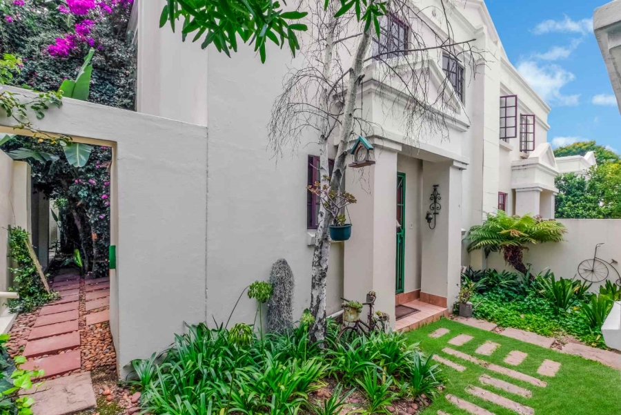 2 Bedroom Property for Sale in Lonehill Gauteng